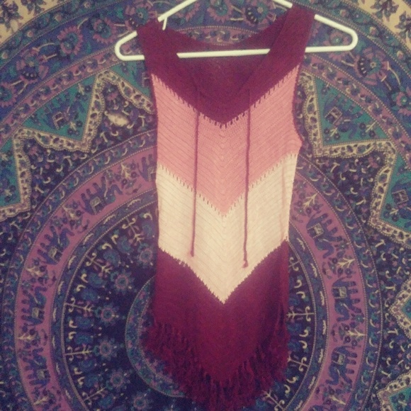 Adorable XS Boho Fringe Bottom Tunic - Picture 3 of 8